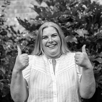 Jenny-Photo-2-bw